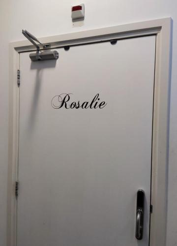 Single Room without Window image 3