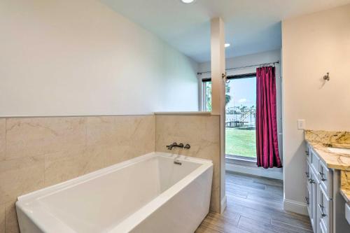 Waterfront Callaway Bayou Home with View and Boat Slip in Other