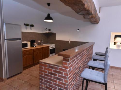 Gîte Cressanges, 4 pièces, 6 personnes - FR-1-489-78