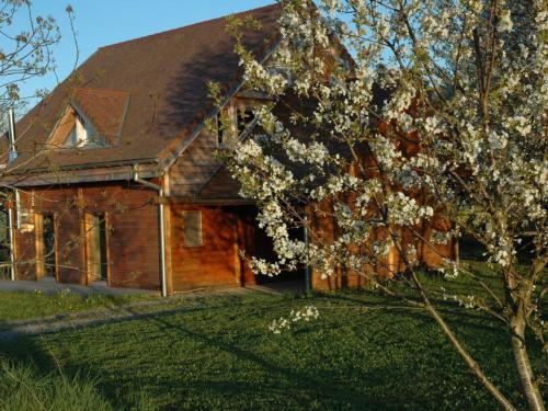 Gîte Louchy-Montfand, 4 pièces, 7 personnes - FR-1-489-151 - Location saisonnière - Louchy-Montfand