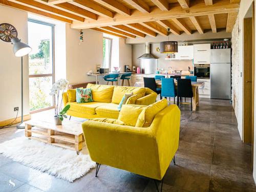 Gîte Saint-Pourçain-sur-Sioule 3 pièces 5 personnes - FR-1-489-218 - image 2