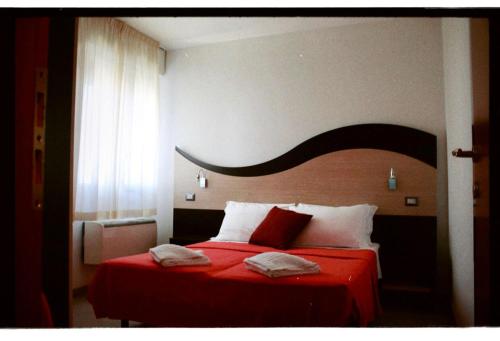 Tropicana Residence - image 8