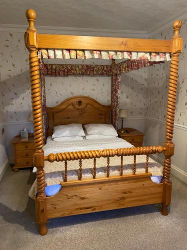 Double Room with Four Poster Bed