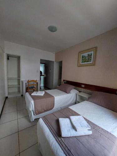 Superior Triple Room image 3