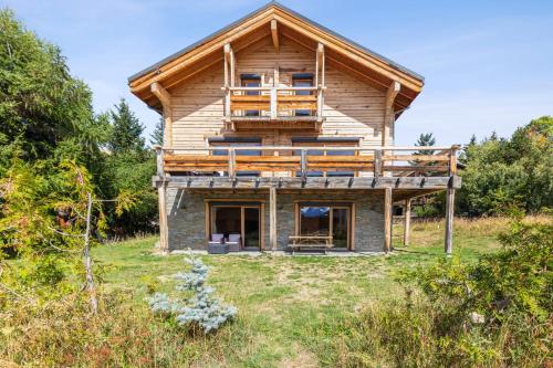 Beautiful duplex in a chalet in Alpe d'Huez heart - Welkeys