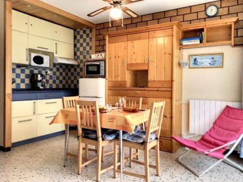 Apartment in Balaruc les Bains 