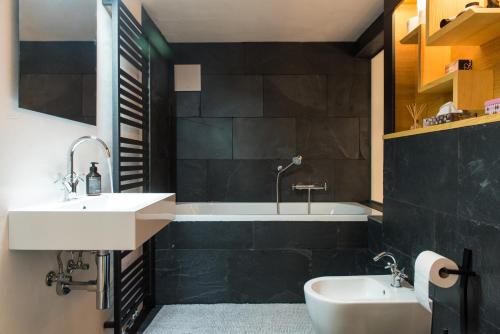 Design Loft I 130 qm I Klimaanlage I Europapark 20min I 2 Etagen I 2 Bäder I Nespresso I Parkplatz in Lahr, Deutschland