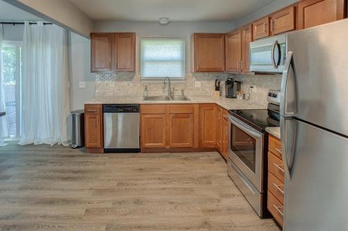 Enjoy the City and Your Space! residence in Fairview Heights (IL)