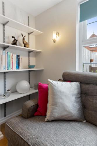 Dillywicks by Staytor Accommodation, Exeter (photo 3)