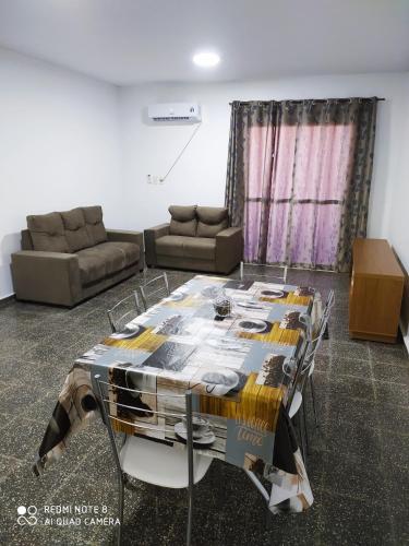 A pasos del centro de compra apart de 2 cuartos con vista espectacular