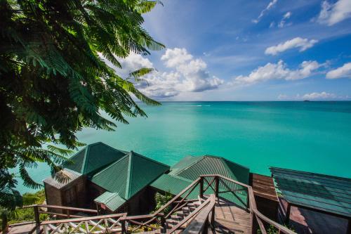 Vista exterior, Cocos Hotel in Saint Mary