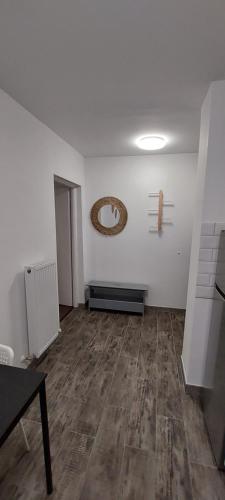 One-Bedroom Apartment room in Twin Apartments