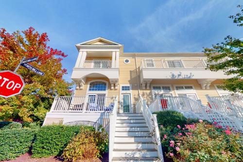 Bayside at Bethany Lakes --- 38341 N Mill Lane, Unit #75