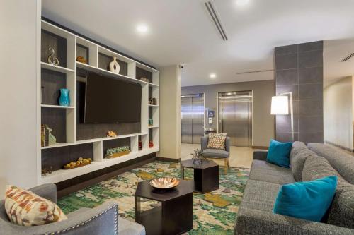 Best Western Plus Executive Residency Antioch Inn in Antioch, USA