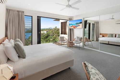 Hidden Cove on Hamilton Island by HIHA 3