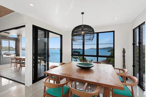 Hidden Cove on Hamilton Island by HIHA