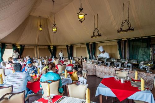 Lake Ndutu Luxury Tented Lodge