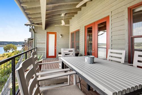 Riverbend Villa #127 in Spicewood, USA