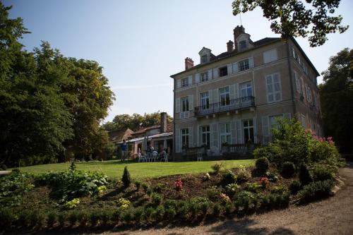Le Chateau De La Vierge - image 12