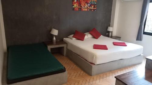 The Morning mini house aonang - 15-45 years old only – Krabi, CO