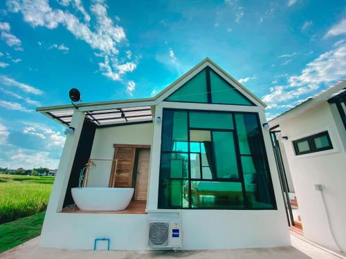 เดอนาปัว วิลล่า in Nan