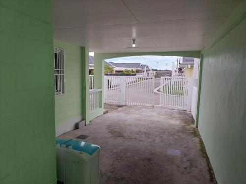 3 bed 3 bath Friendly, Friendship area, Fibre bdb, Angeles (zdjęcie 10)