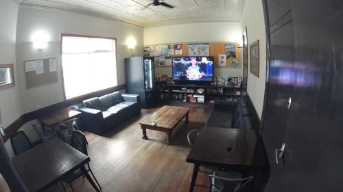 Coogee Beach House - image 14