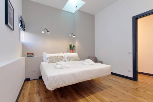 Eve Monti Penthouse, Rom (Foto 3)