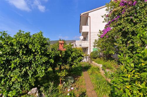 Apartments Plominska 938 - image 7