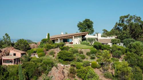 Zunanjost, Art & design Villa with 360 view in San Peyre