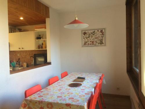 Appartement Risoul, 3 pièces, 6 personnes - FR-1-330-310 - Apartment - Risoul