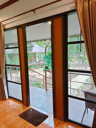Khao Sok River & Jungle Bungalow in Khao Sok (Suratthani)