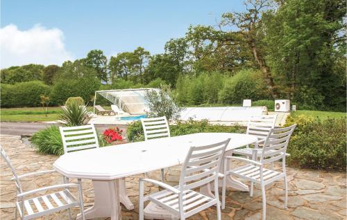 Viesnīcas āriene, Beautiful Home In St Martin Des Pres in Saint-Martin-des-Prés