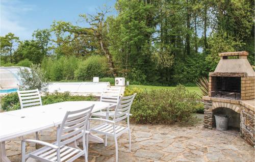 Viesnīcas āriene, Beautiful Home In St Martin Des Pres in Saint-Martin-des-Prés