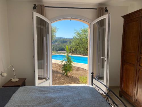 Feriehus med privat pool i Carces