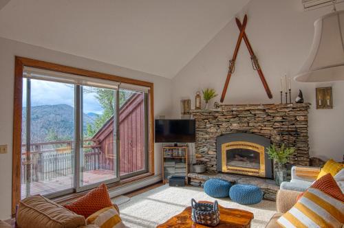 Gnome Home Mountain Ski Chalet w/Sauna Killington in Stockbridge, USA