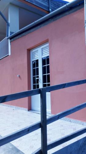 Vista Exterior, Appartement charmant au Moule avec piscine partagée, 40m²a (Appartement charmant au Moule avec piscine partagee, 40m²a) in Le Moule