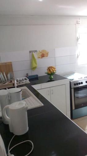 Cozinha, Appartement charmant au Moule avec piscine partagée, 40m²a (Appartement charmant au Moule avec piscine partagee, 40m²a) in Le Moule