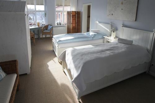 1 double bed