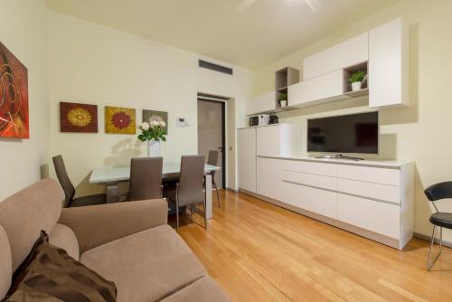 Studio Apartment room in Milan Duomo Suites