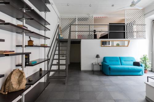 Trevi Modern Loft SmartWork & Relax at Trevi Fountain