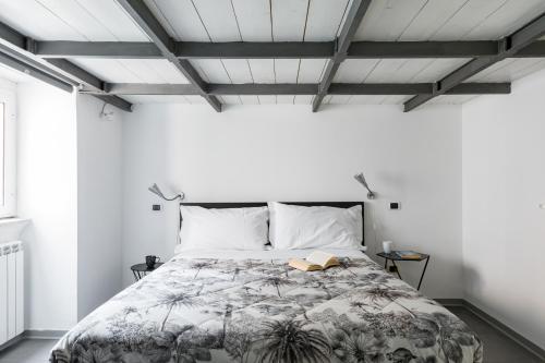 Via del Lavatore 88 Private Apartments