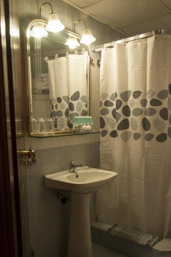 Hotel Marianna Room Type - Double or Twin Room