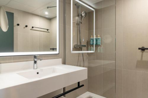 Novotel Paris Suresnes Longchamp - image 11