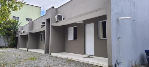Two-Bedroom House image 3