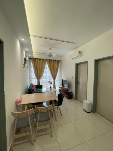 Pinnacle Sri Petaling- 10 mins to Stadium and Pavillion 2, Kuala Lumpur