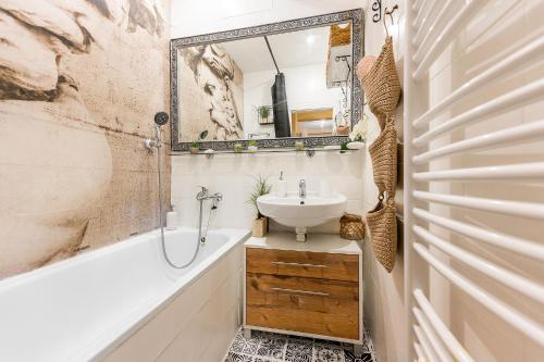 Old Town Vintage Apartment Sturova