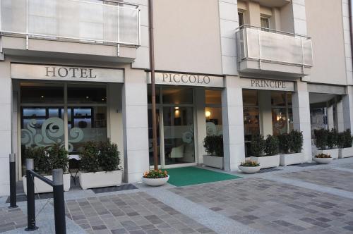 入口, 皮克洛普林西比酒店 (Hotel Piccolo Principe) in 維隆戈