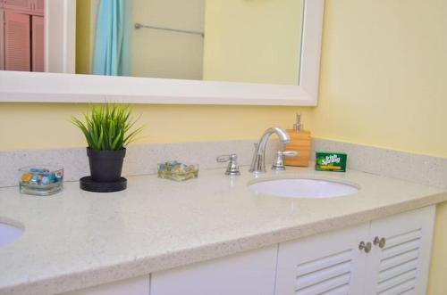 Luxury Villas the Palms Richmond photo