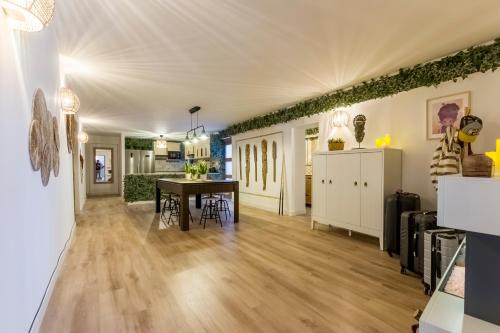 ห้องครัว, Santo - Coworking - Coliving - Madrid near จัตุรัสเอสปาญา